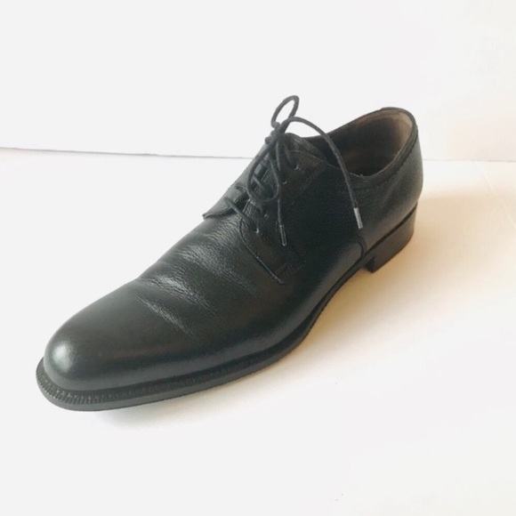 Salvatore Ferragamos men’s shoes - Picture 2 of 8